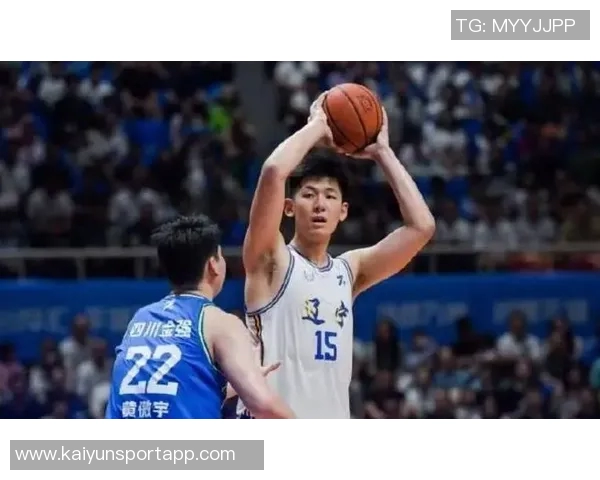 全运会男篮U22四分之一决赛辽宁队惜败上海张陈治锋表现出色砍下27分23篮板5盖帽